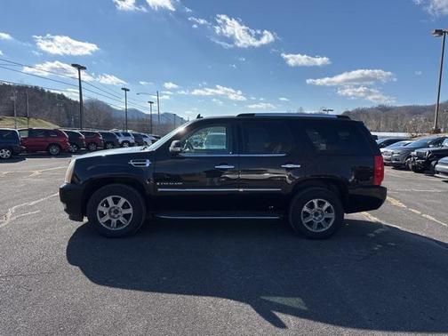 2008 Cadillac Escalade Base