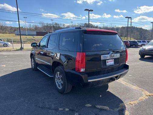 2008 Cadillac Escalade Base