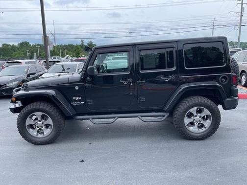 2017 Jeep Wrangler Unlimited Sahara