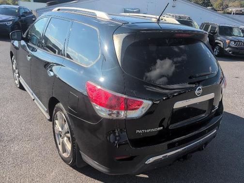 2013 Nissan Pathfinder Platinum
