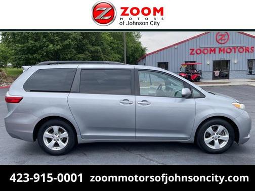 2015 Toyota Sienna LE