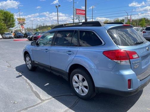 2012 Subaru Outback 2.5i Premium