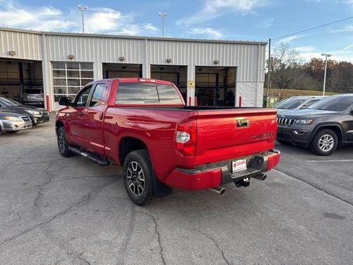 2017 Toyota Tundra SR5