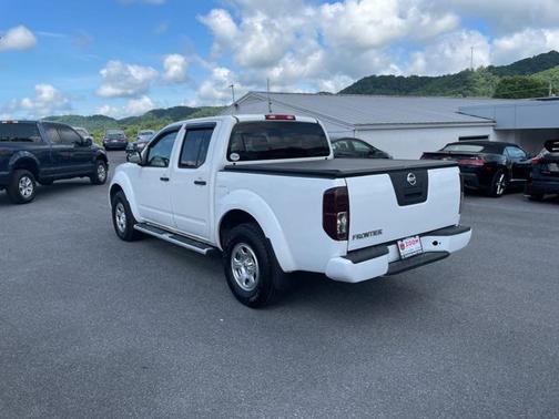 2012 Nissan Frontier S