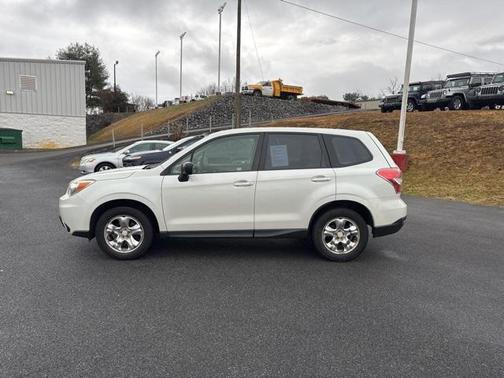 2015 Subaru Forester 2.5i