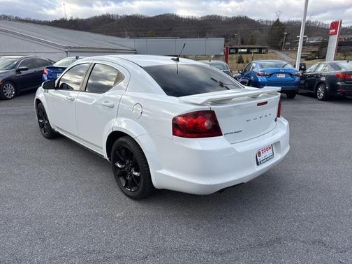 2012 Dodge Avenger R/T