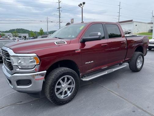 2020 RAM 2500 Big Horn Crew Cab 4X4 6'4' Box