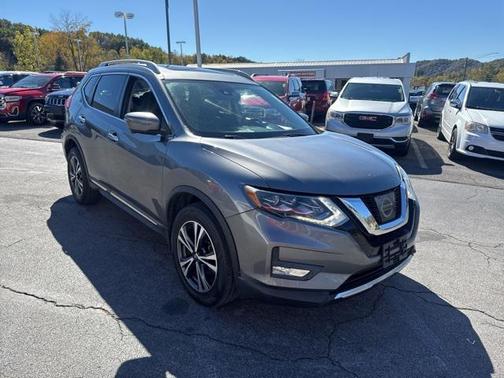 2017 Nissan Rogue SL