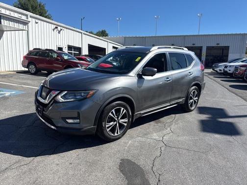 2017 Nissan Rogue SL