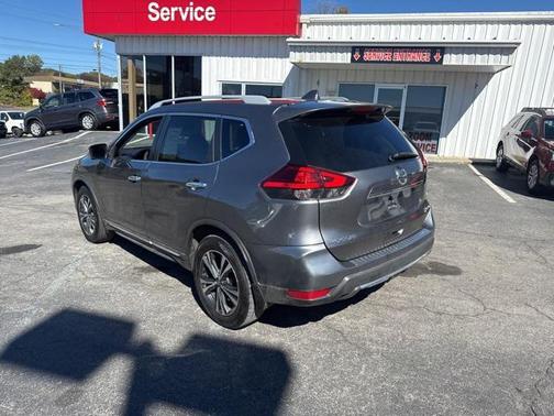 2017 Nissan Rogue SL