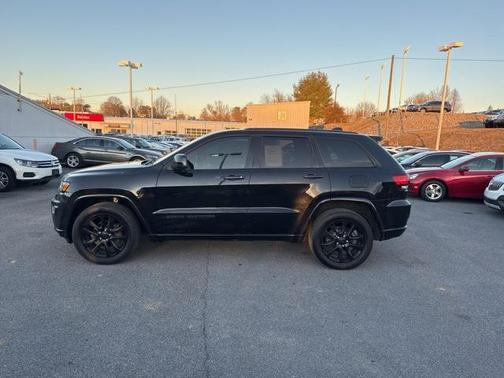 2019 Jeep Grand Cherokee Altitude