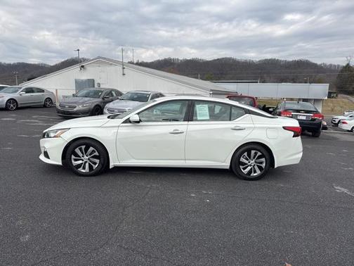 2020 Nissan Altima S FWD