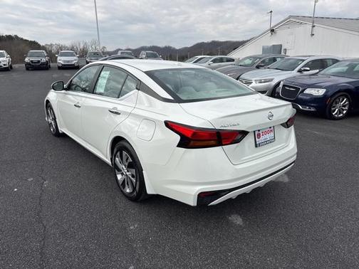 2020 Nissan Altima S FWD