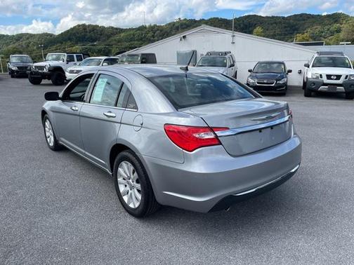 2014 Chrysler 200 Limited