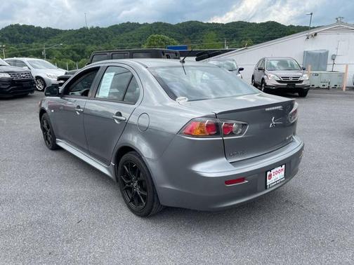 2014 Mitsubishi Lancer ES