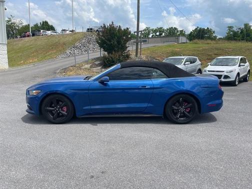 2017 Ford Mustang V6
