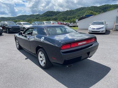 2014 Dodge Challenger SXT