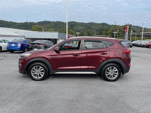 2017 Hyundai TUCSON SE Plus