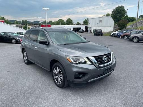 2018 Nissan Pathfinder S
