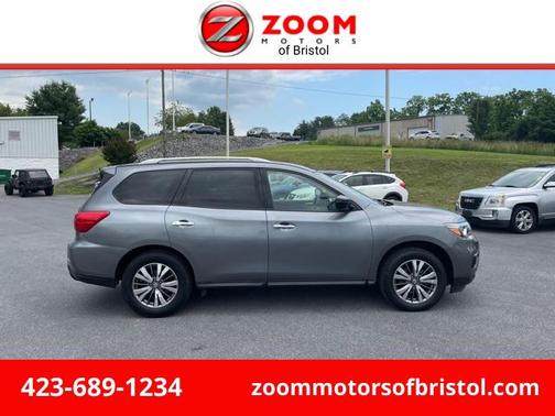 2018 Nissan Pathfinder S