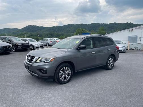 2018 Nissan Pathfinder S