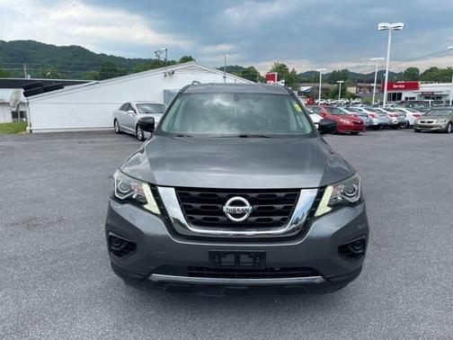 2018 Nissan Pathfinder S
