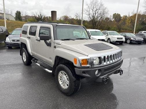 2006 Hummer H3 Base