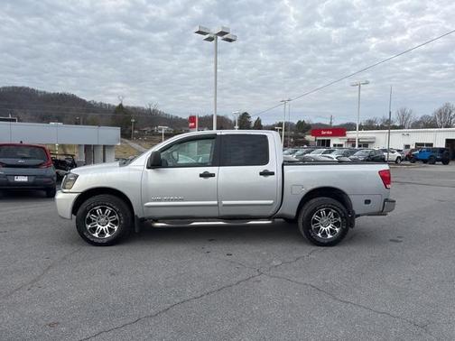 2008 Nissan Titan SE Crew Cab