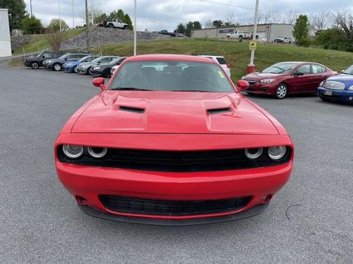 2021 Dodge Challenger SXT