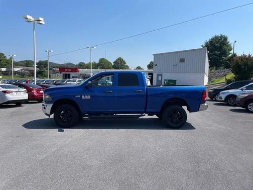 2018 RAM 2500 Tradesman Crew Cab 4x4 6'4' Box