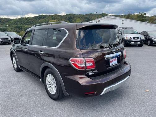 2017 Nissan Armada SV