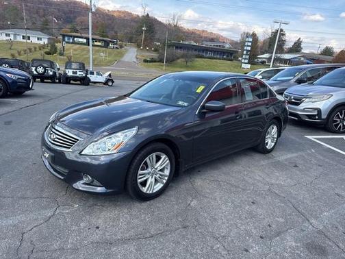 2011 INFINITI G25x Base
