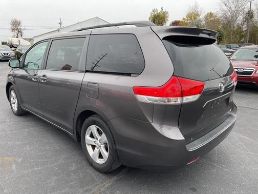 2012 Toyota Sienna LE