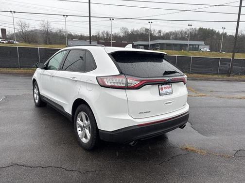 2016 Ford Edge SE