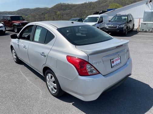 2019 Nissan Versa 1.6 SV