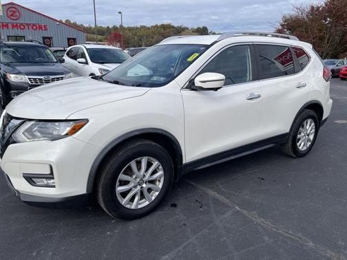 2018 Nissan Rogue SV