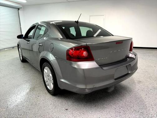 2012 Dodge Avenger SE