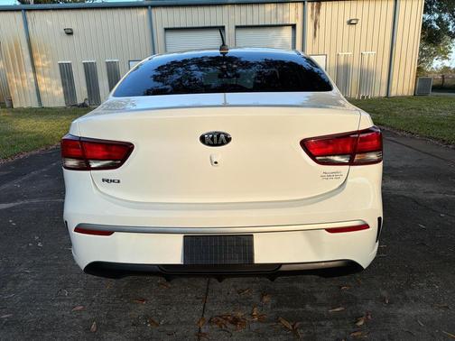2021 Kia Rio S