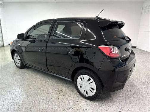 2022 Mitsubishi Mirage ES CVT