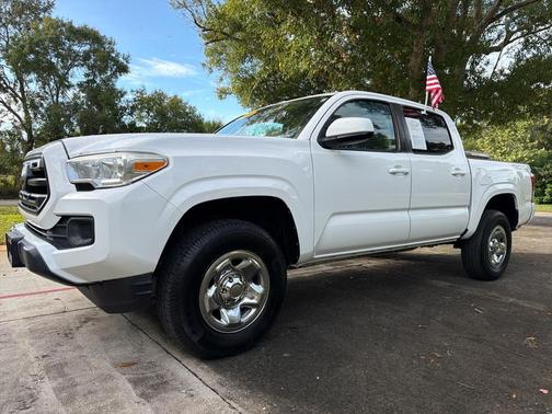 2019 Toyota Tacoma SR