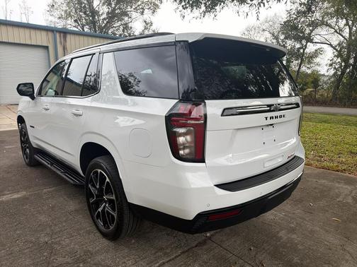 2023 Chevrolet Tahoe 4WD RST