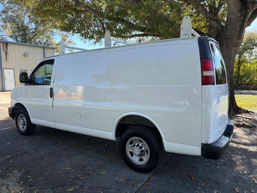 2003 GMC Savana 2500 Base