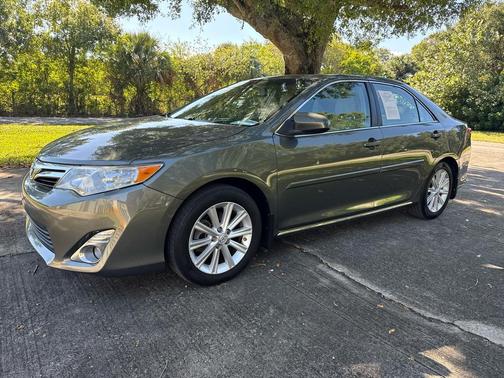 2013 Toyota Camry XLE