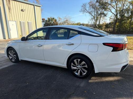 2020 Nissan Altima S FWD