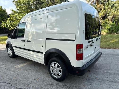 2010 Ford Transit Connect XL