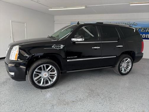 2014 Cadillac Escalade Platinum Edition