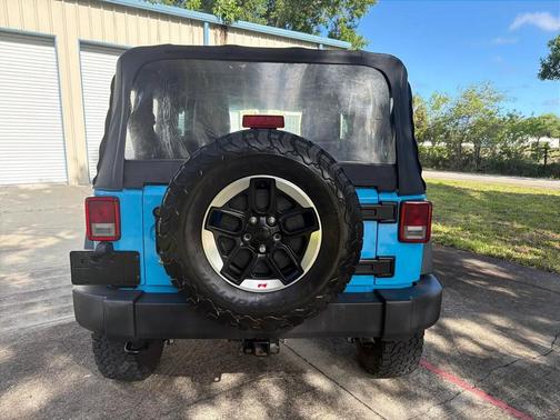 Chief Clearcoat 2017 Jeep Wrangler Sport