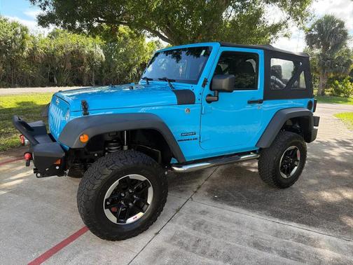 Chief Clearcoat 2017 Jeep Wrangler Sport