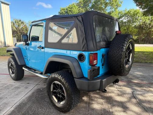 Chief Clearcoat 2017 Jeep Wrangler Sport