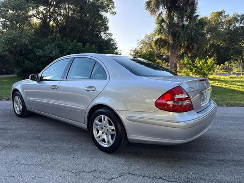 2003 Mercedes-Benz E-Class 4dr Sdn 3.2L